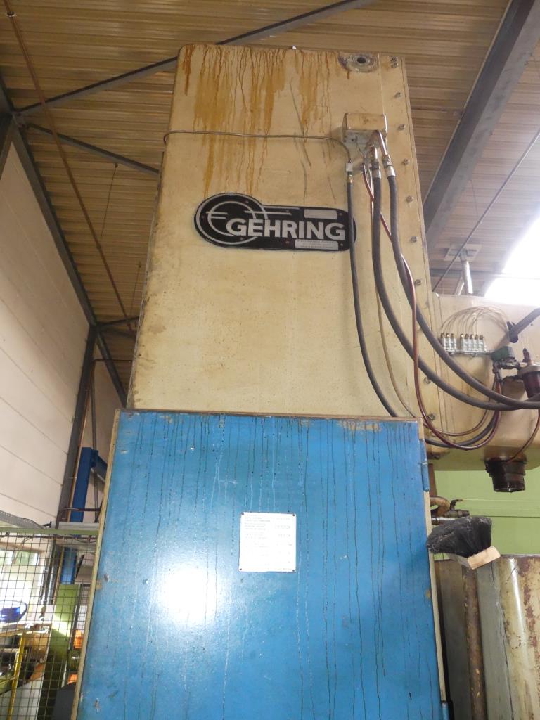 Maszyny i akcesoria oraz narzędzia z sektora inżynierii mechanicznej-9