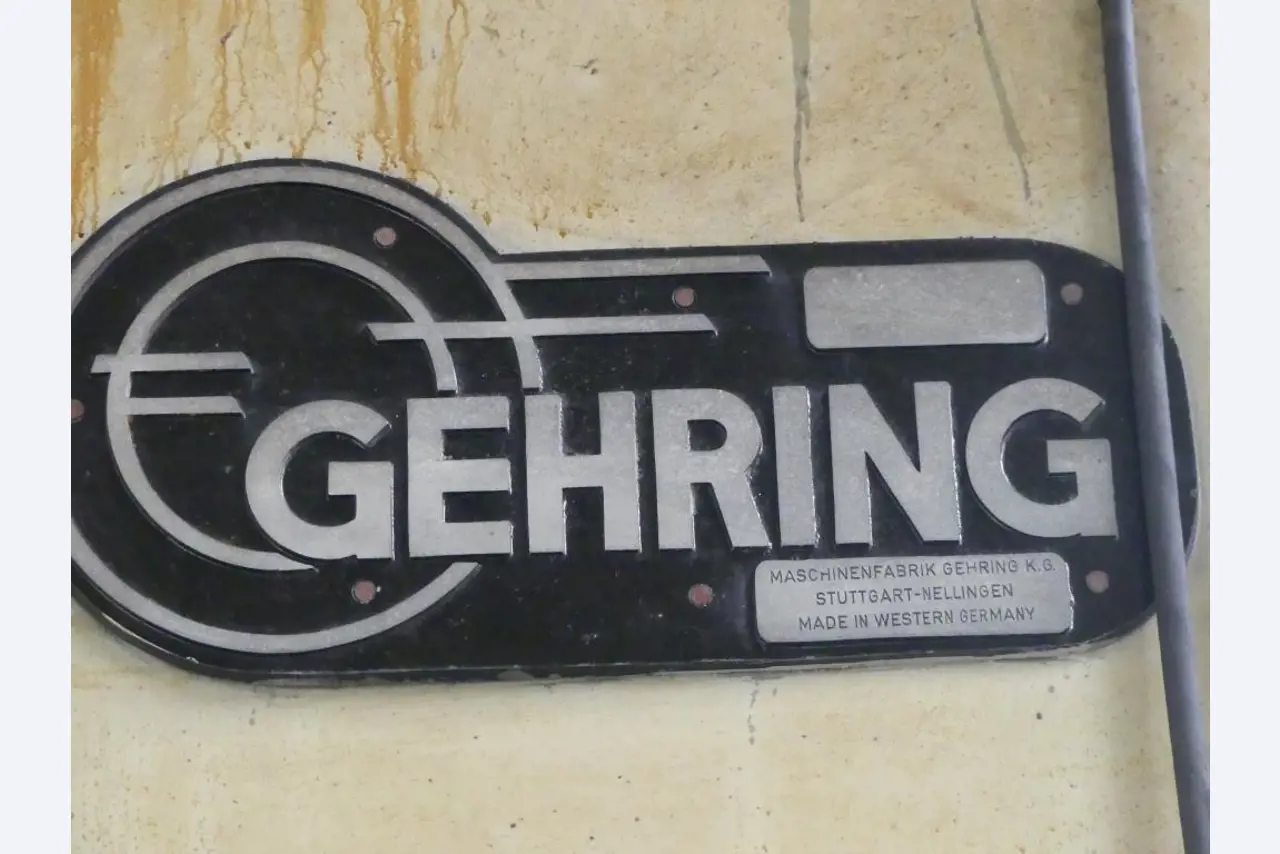 Machines et accessoires & outils de la construction mécanique-10