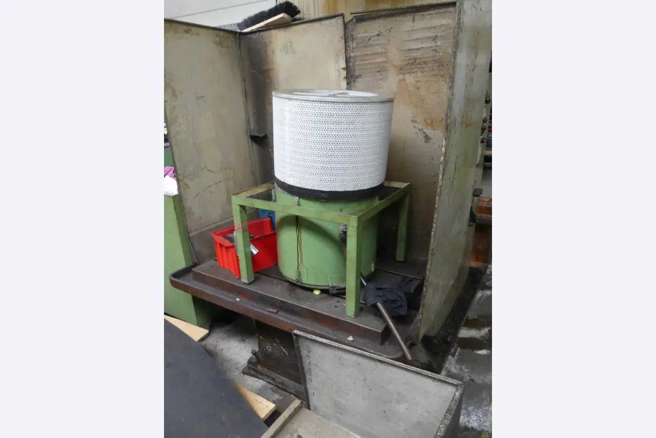 Machines et accessoires & outils de la construction mécanique-4