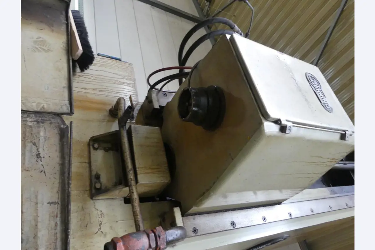 Machines et accessoires & outils de la construction mécanique-5