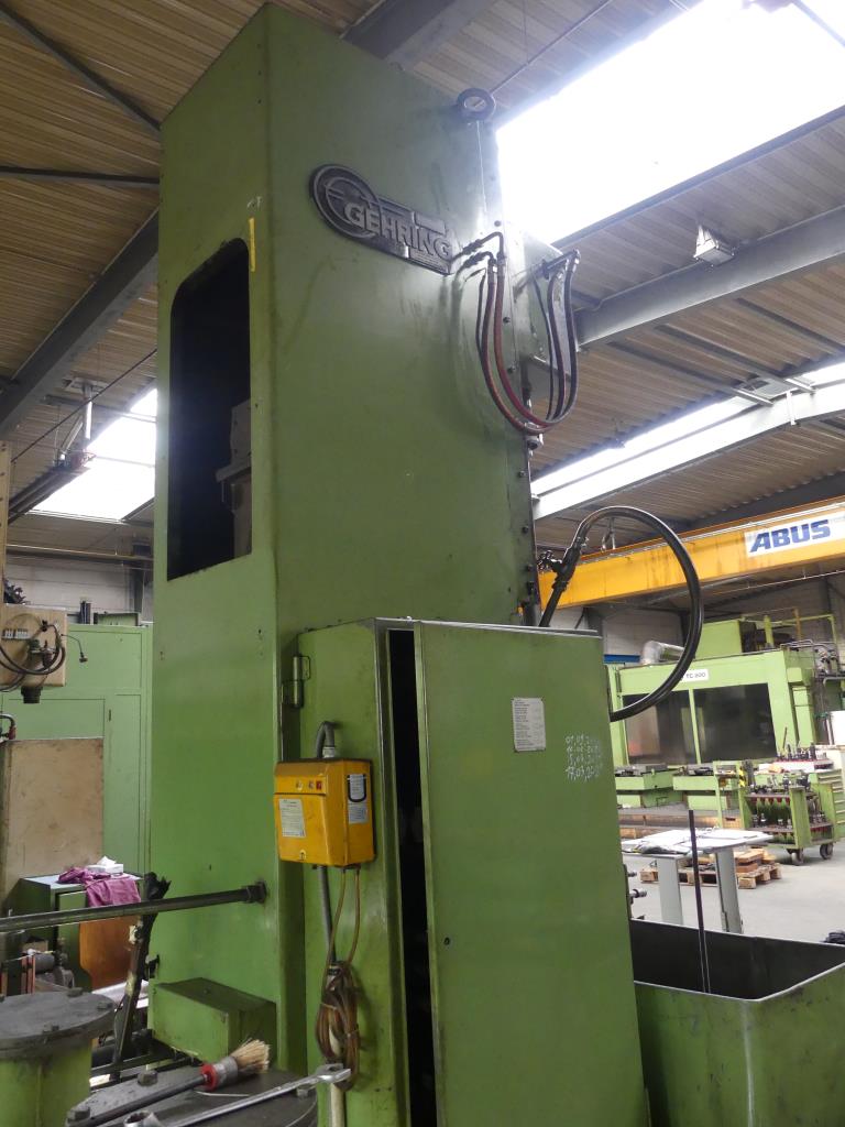 Maschinen sowie Zubehör & Werkzeug aus dem Maschinenbau-10