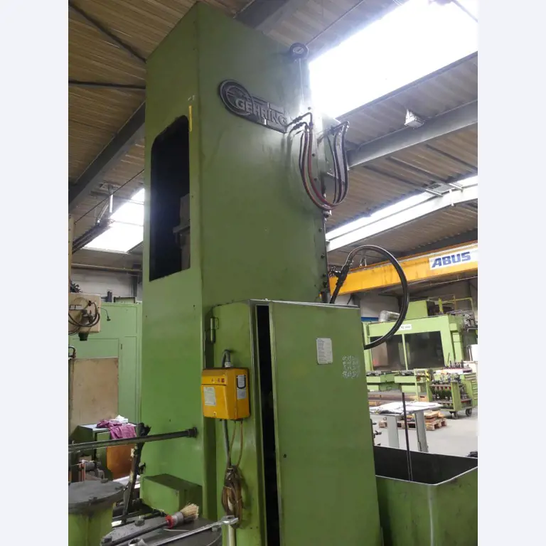 Maszyny i akcesoria oraz narzędzia z sektora inżynierii mechanicznej-10