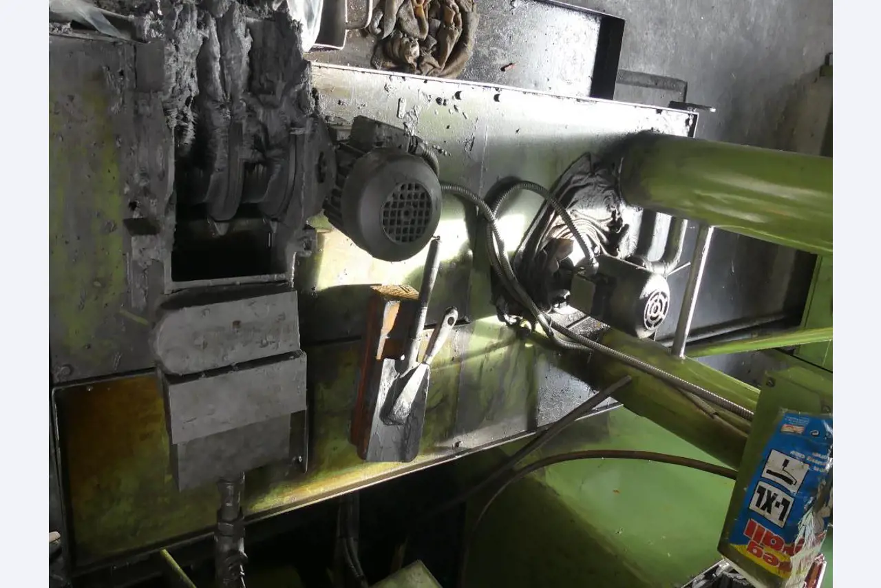 Maszyny i akcesoria oraz narzędzia z sektora inżynierii mechanicznej-12