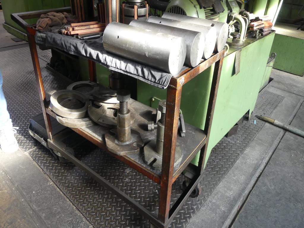 Maschinen sowie Zubehör & Werkzeug aus dem Maschinenbau-18