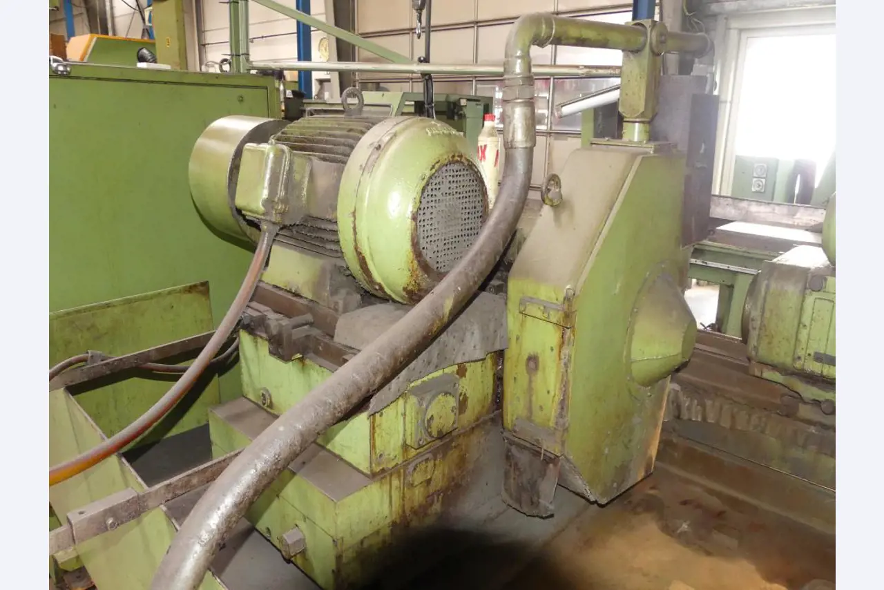 Maszyny i akcesoria oraz narzędzia z sektora inżynierii mechanicznej-10