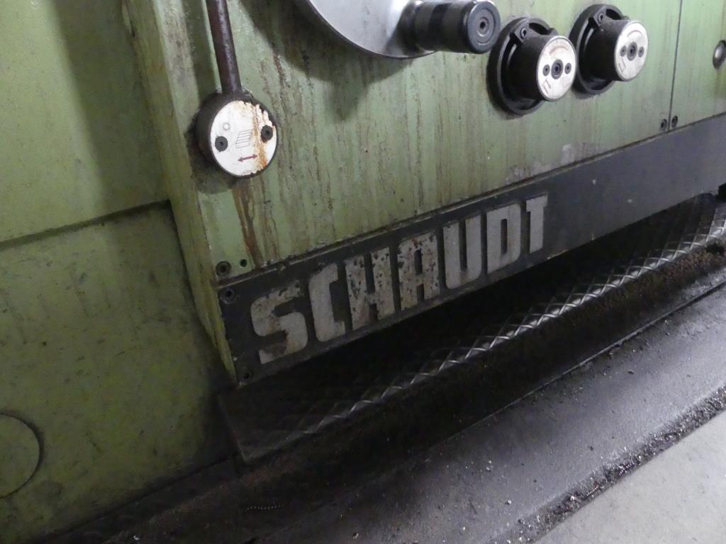 Stroje a příslušenství a nástroje z oblasti strojírenství-2