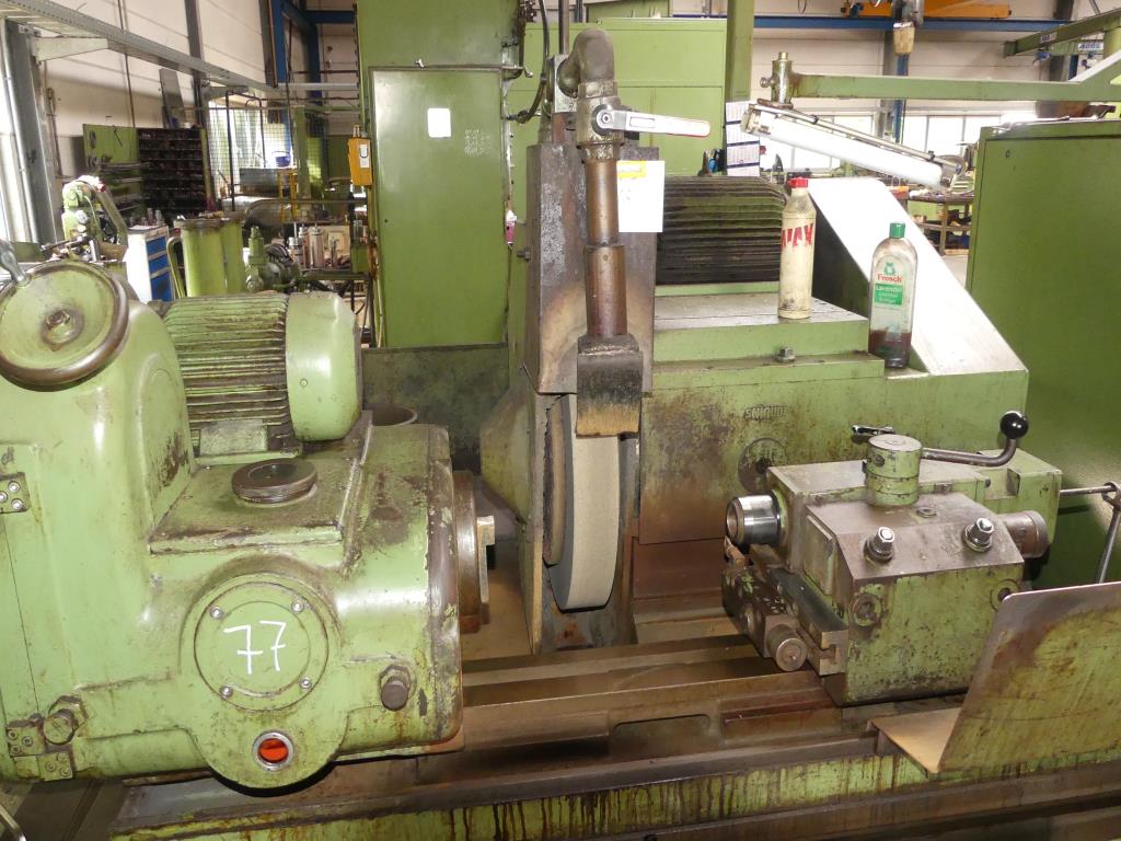 Stroje a příslušenství a nástroje z oblasti strojírenství-3