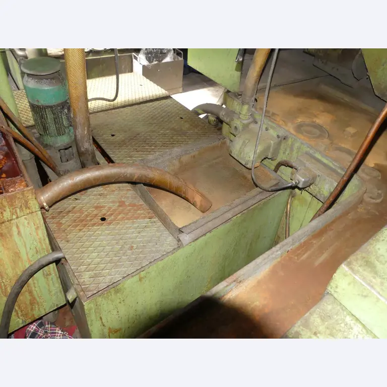 Maszyny i akcesoria oraz narzędzia z sektora inżynierii mechanicznej-8