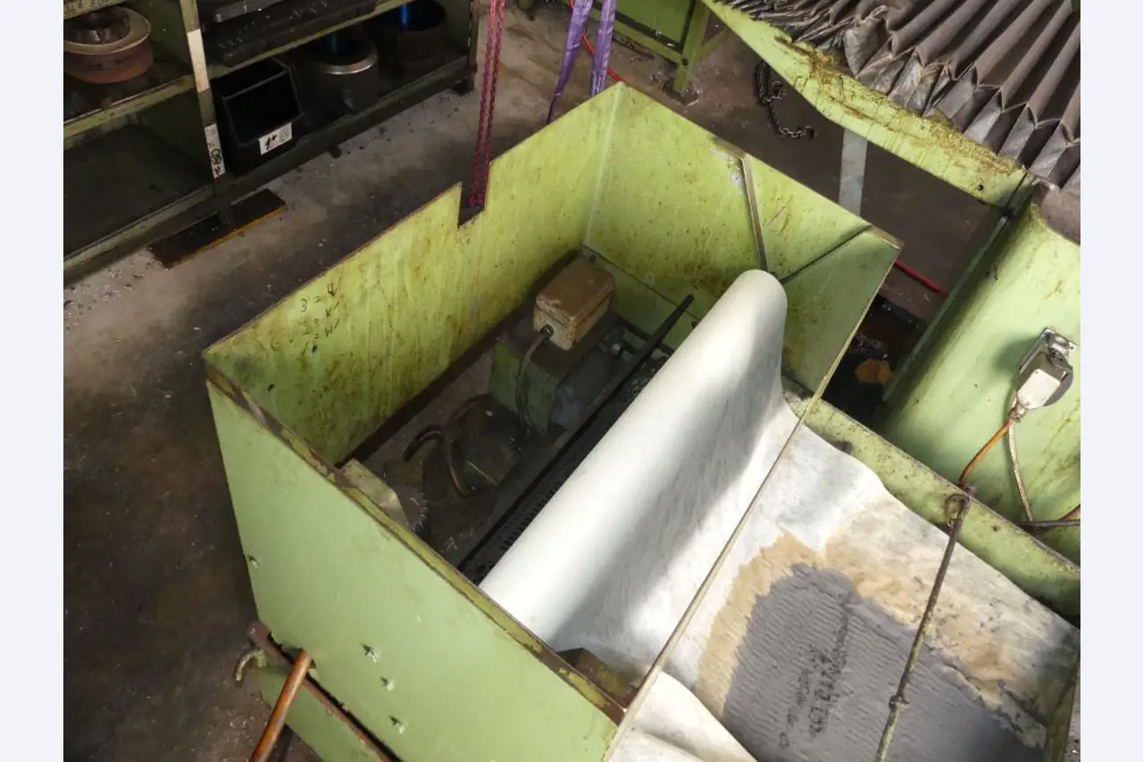 Maszyny i akcesoria oraz narzędzia z sektora inżynierii mechanicznej-9