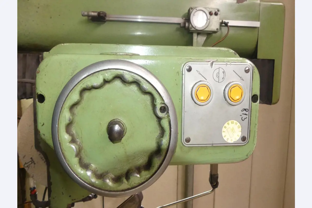 Maszyny i akcesoria oraz narzędzia z sektora inżynierii mechanicznej-10