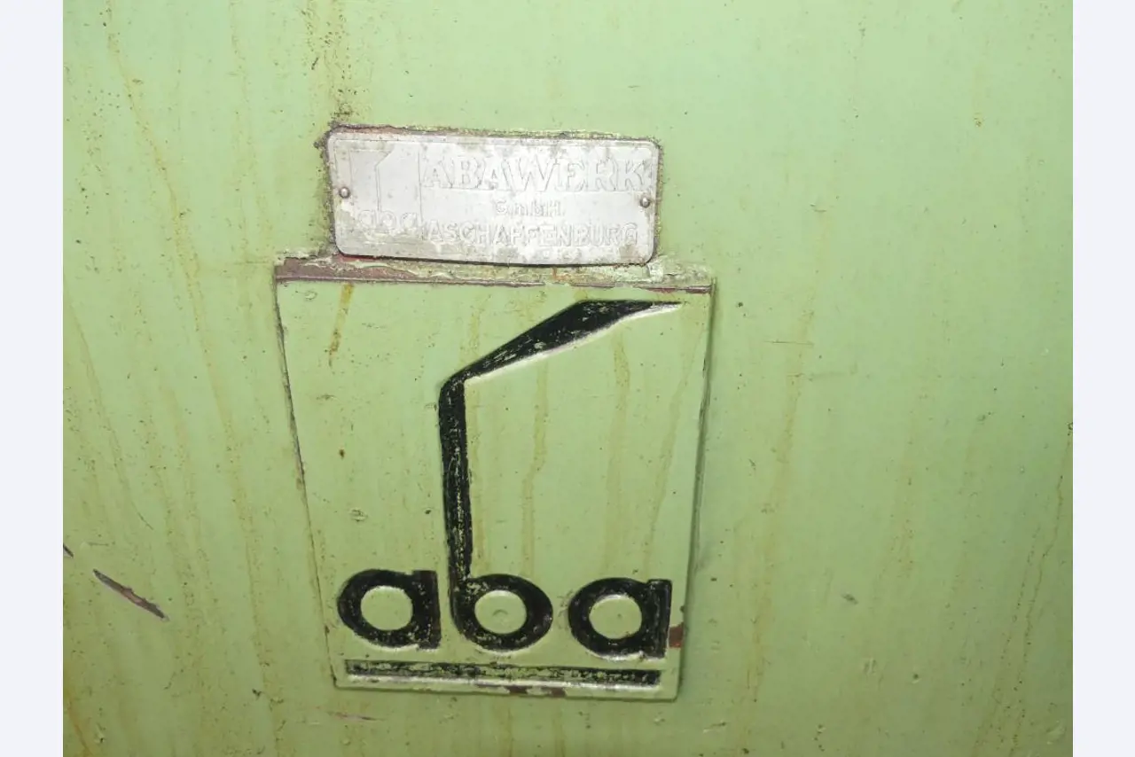 Maszyny i akcesoria oraz narzędzia z sektora inżynierii mechanicznej-3