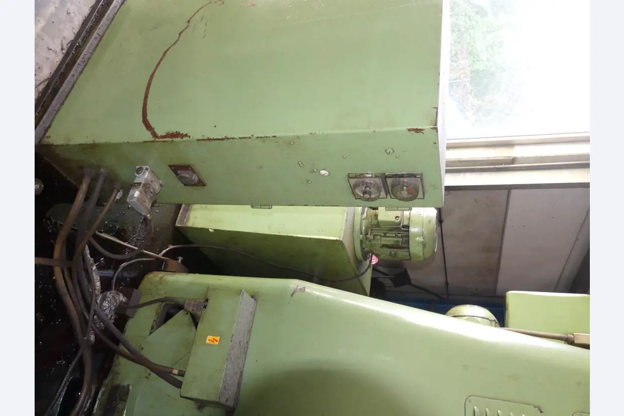 Maszyny i akcesoria oraz narzędzia z sektora inżynierii mechanicznej-6