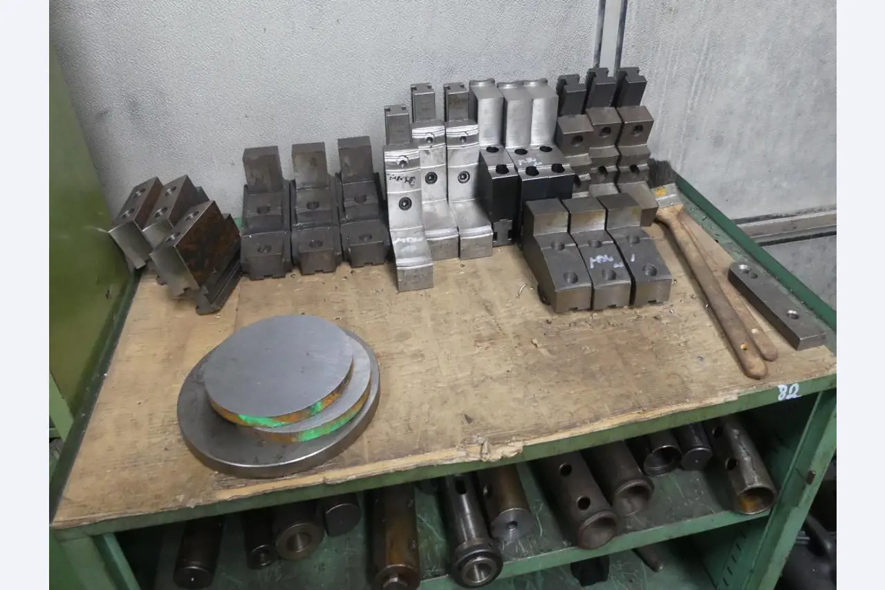 Machines, tools and equipment from mechanical engineering-13