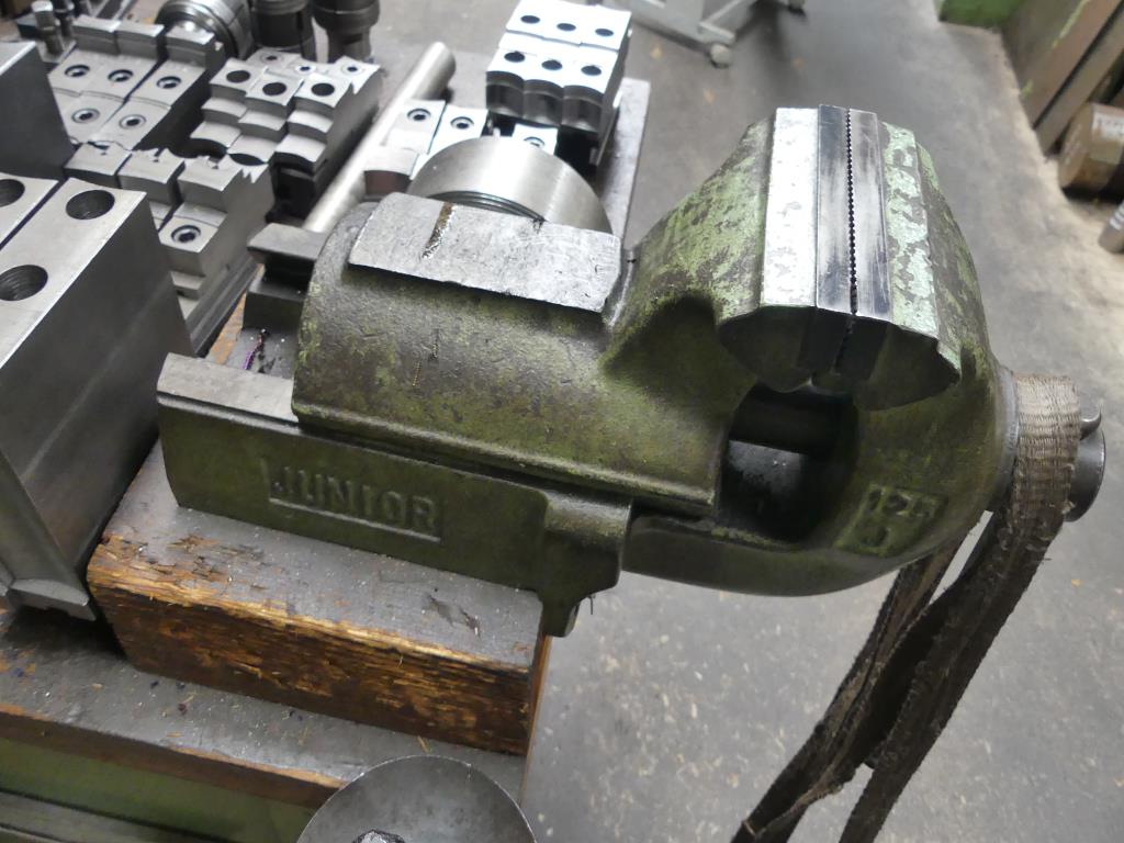 Maschinen sowie Zubehör &amp; Werkzeug aus dem Maschinenbau-18