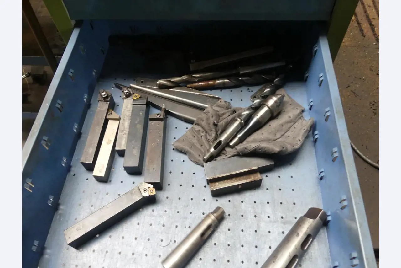 Machines, tools and equipment from mechanical engineering-22