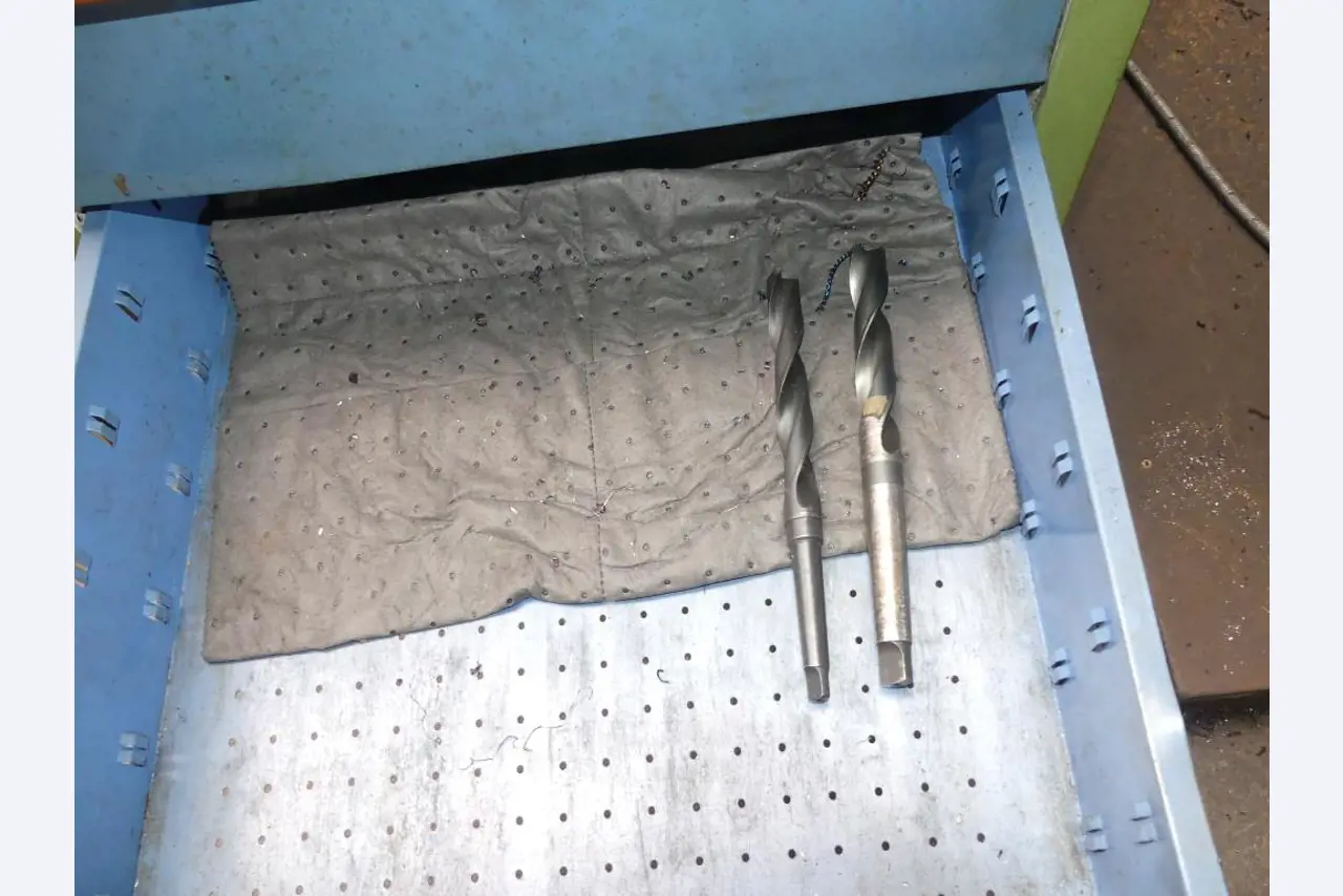 Machines, tools and equipment from mechanical engineering-24