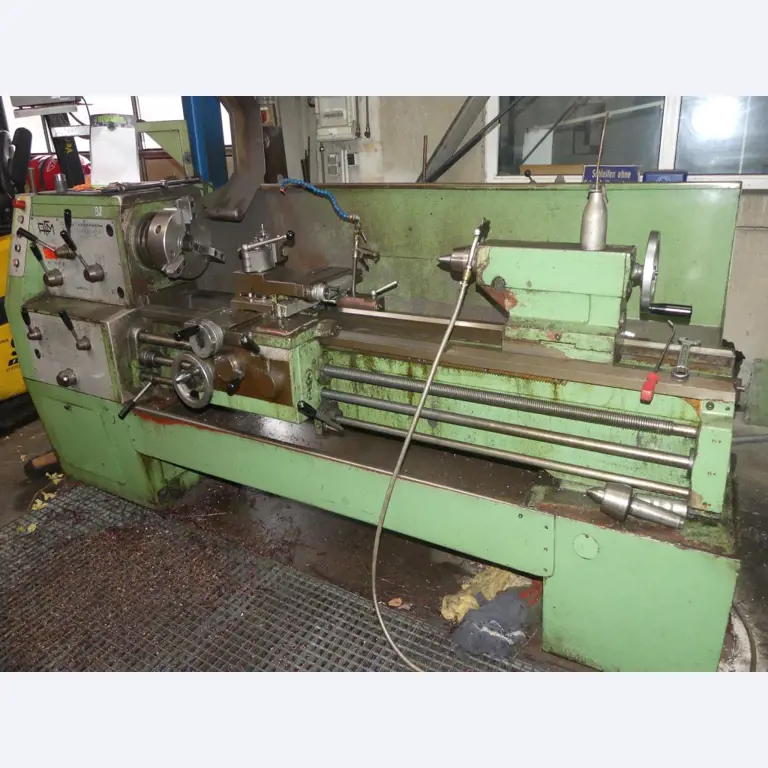 Máquinas e acessórios e ferramentas do sector da construção mecânica-21