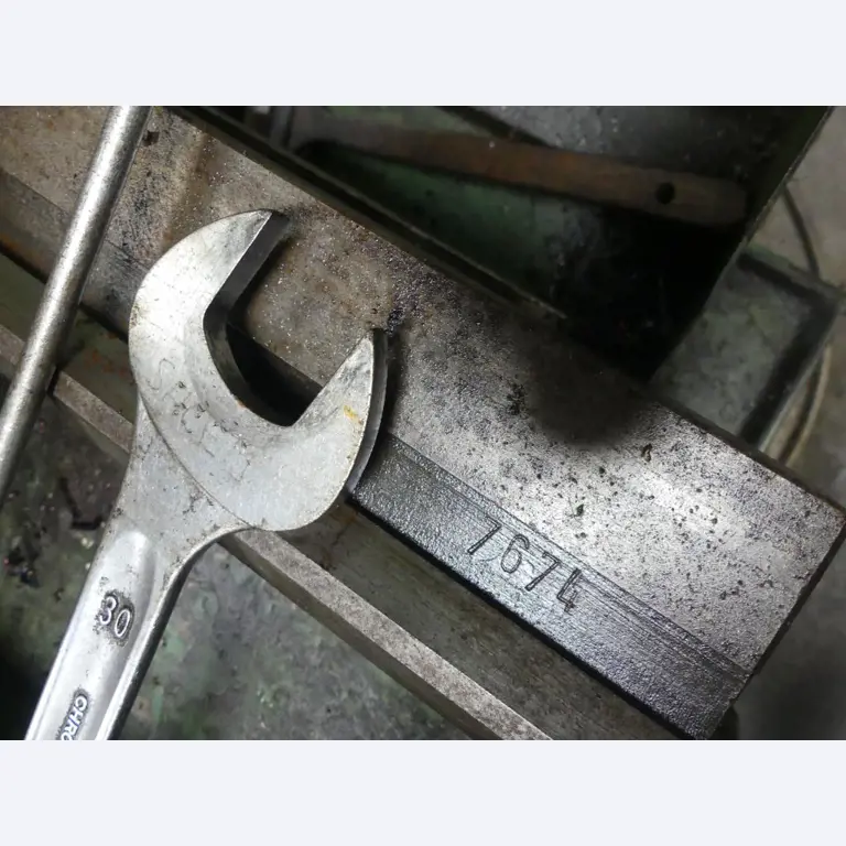 Máquinas e acessórios e ferramentas do sector da construção mecânica-6