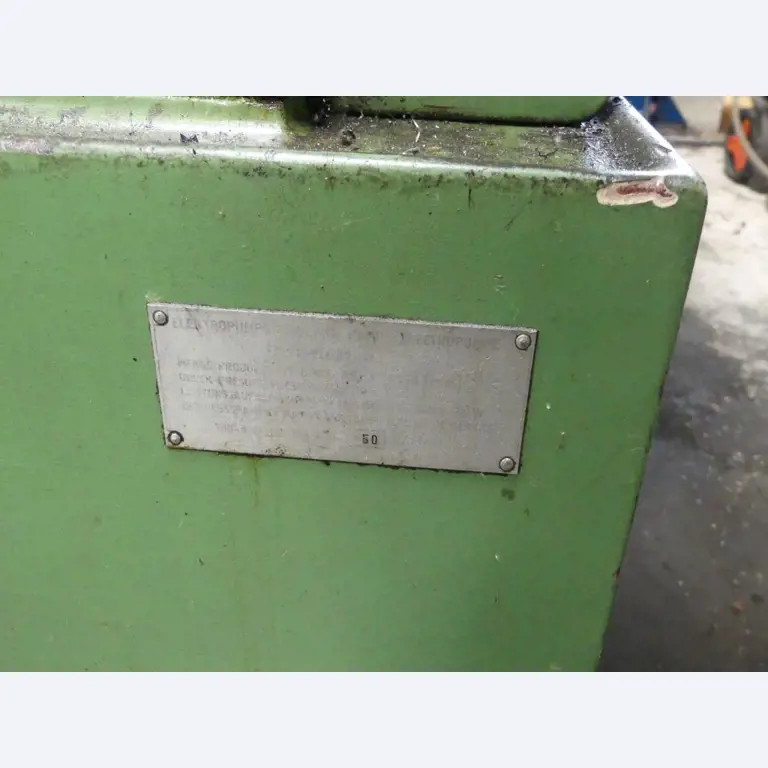 Máquinas e acessórios e ferramentas do sector da construção mecânica-7