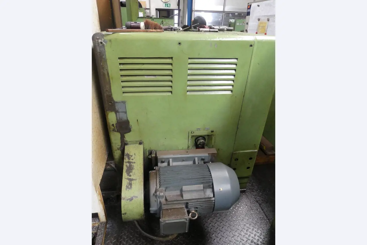 Maszyny i akcesoria oraz narzędzia z sektora inżynierii mechanicznej-10