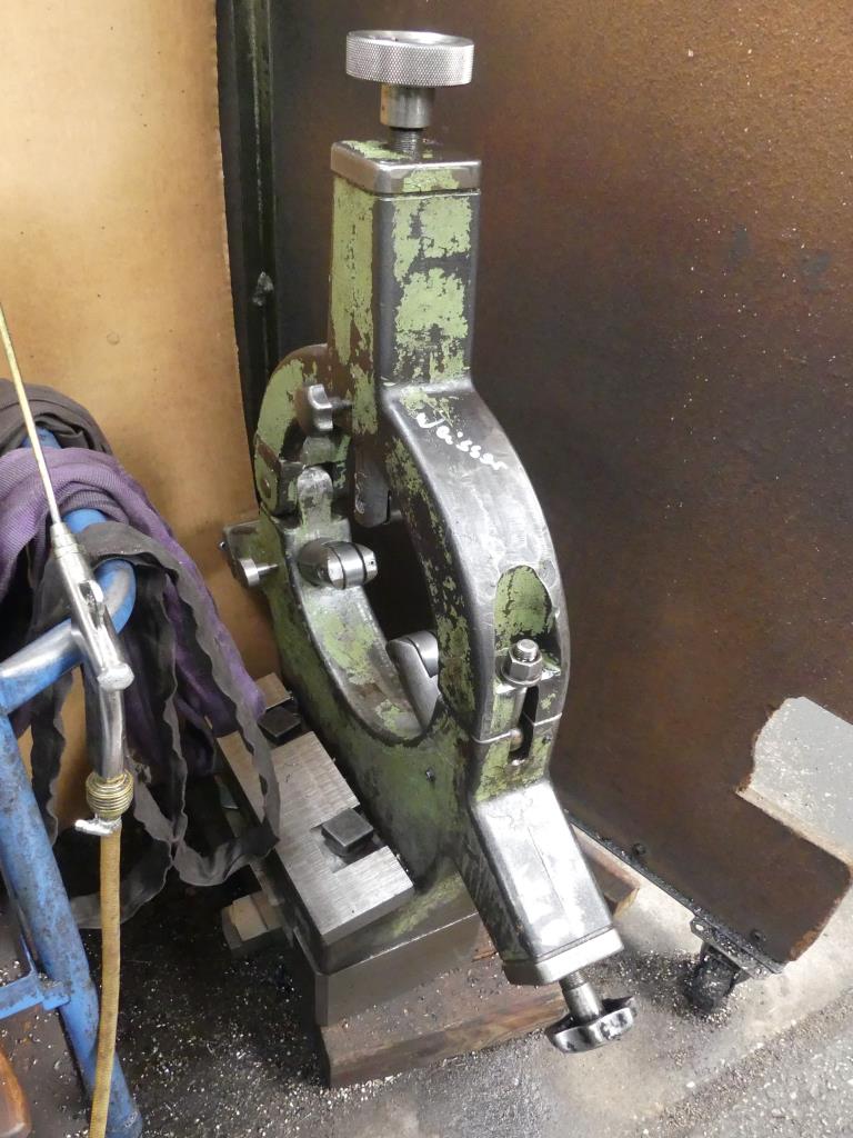 Maszyny i akcesoria oraz narzędzia z sektora inżynierii mechanicznej-15