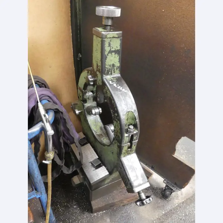 Maszyny i akcesoria oraz narzędzia z sektora inżynierii mechanicznej-15