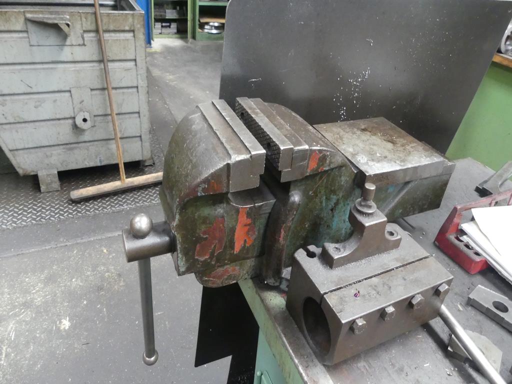 Maszyny i akcesoria oraz narzędzia z sektora inżynierii mechanicznej-19