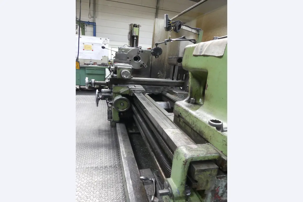 Maszyny i akcesoria oraz narzędzia z sektora inżynierii mechanicznej-5