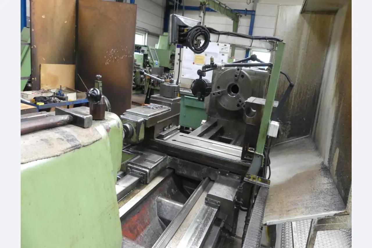 Maszyny i akcesoria oraz narzędzia z sektora inżynierii mechanicznej-6