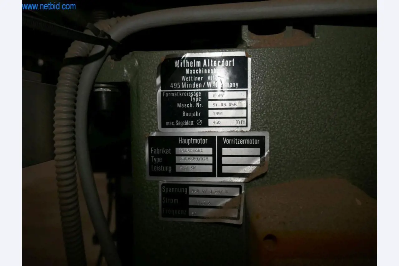 Máquinas para a produção de mobiliário para salas de estar-5