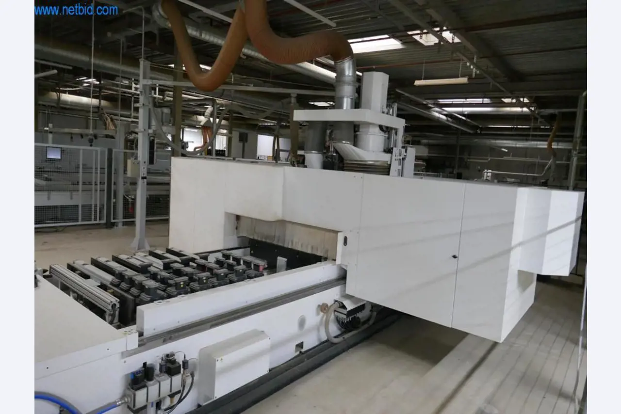 Máquinas para a produção de mobiliário para salas de estar-7