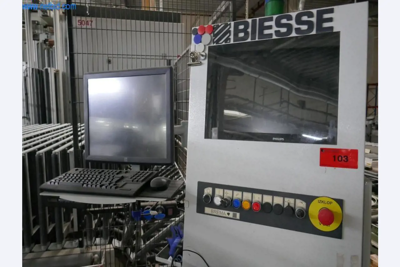 Máquinas para a produção de mobiliário para salas de estar-3