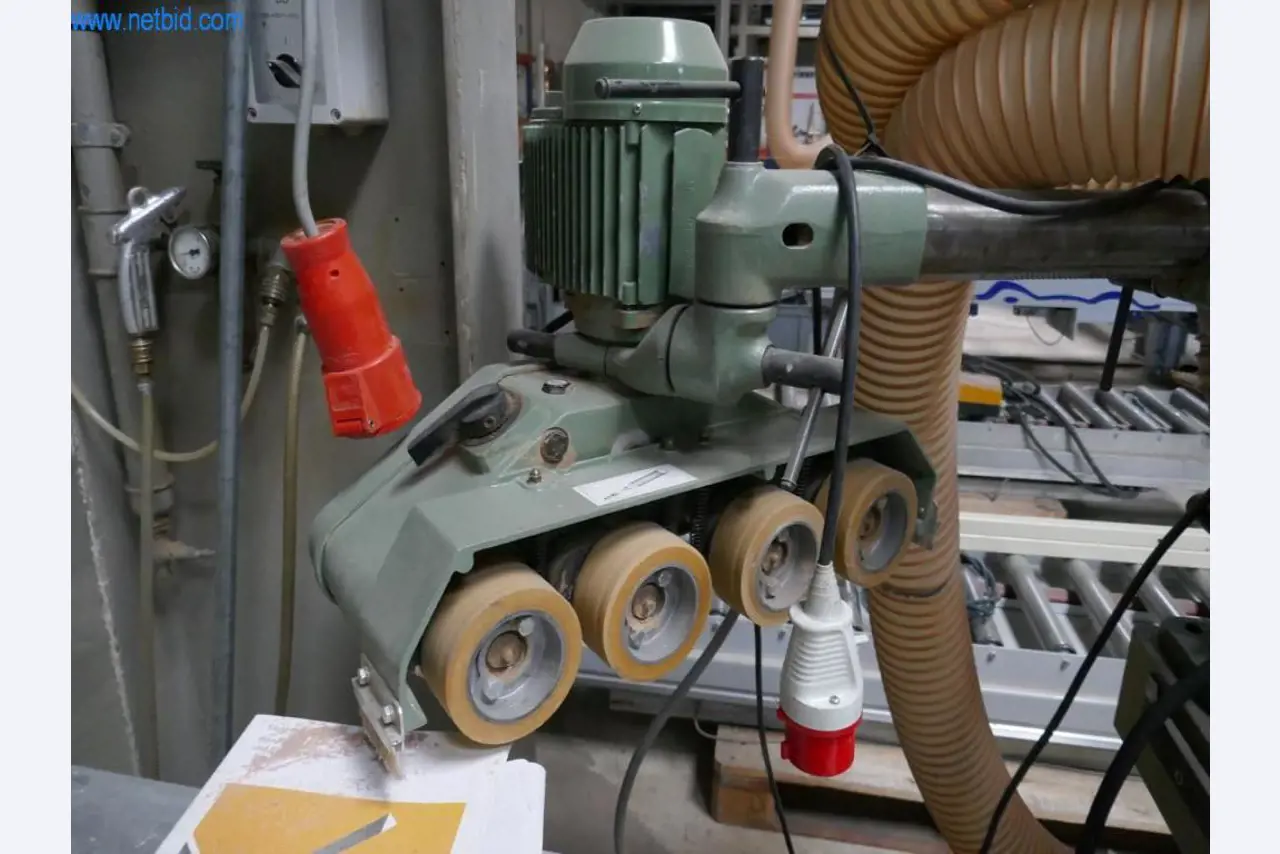 Máquinas para a produção de mobiliário para salas de estar-5