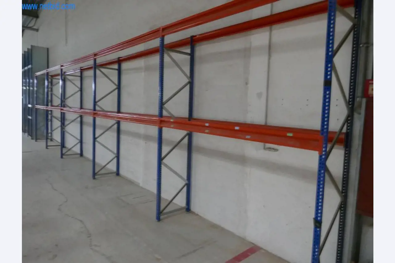 Máquinas para a produção de mobiliário para salas de estar-2