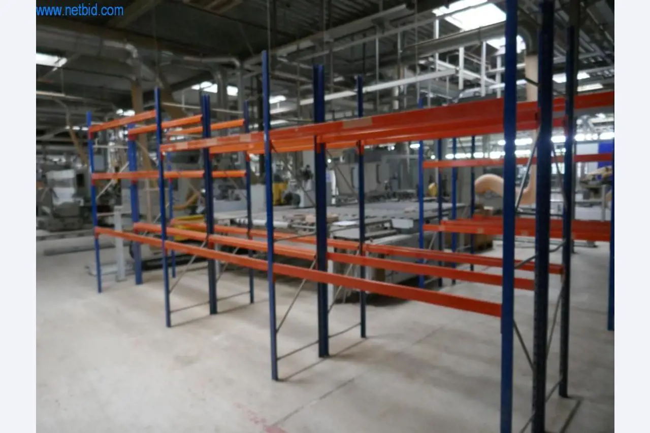 Máquinas para a produção de mobiliário para salas de estar-3