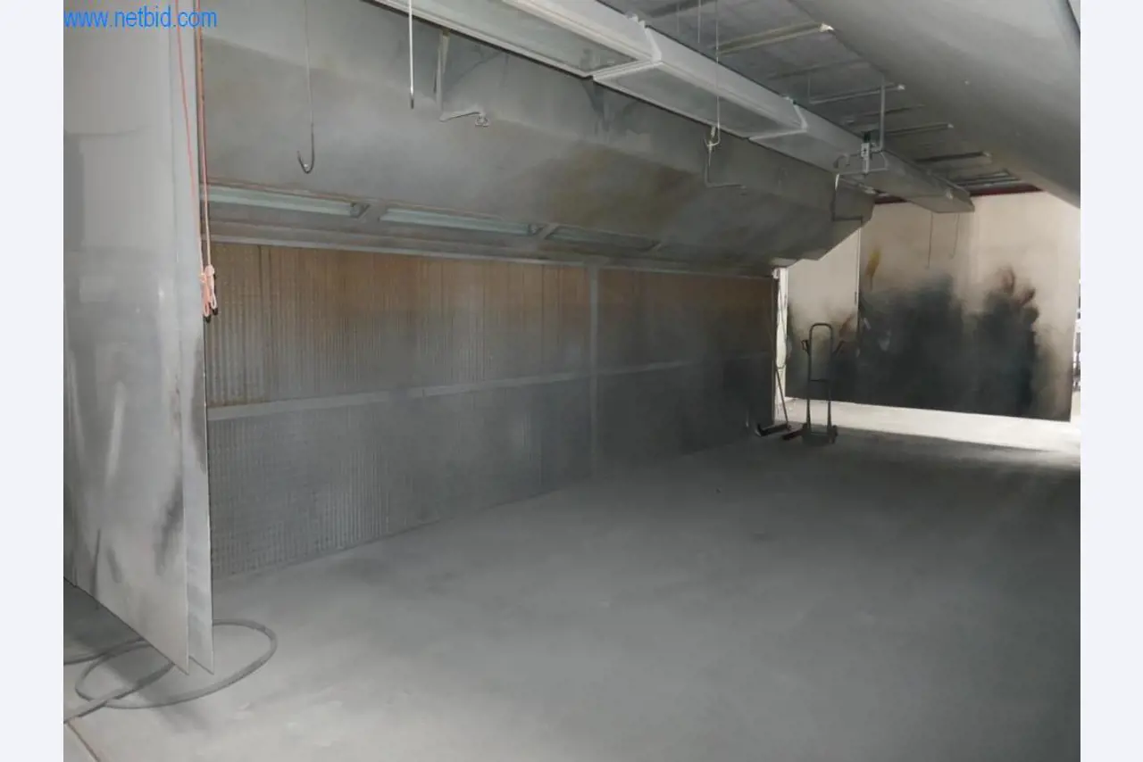 Máquinas para a produção de mobiliário para salas de estar-2