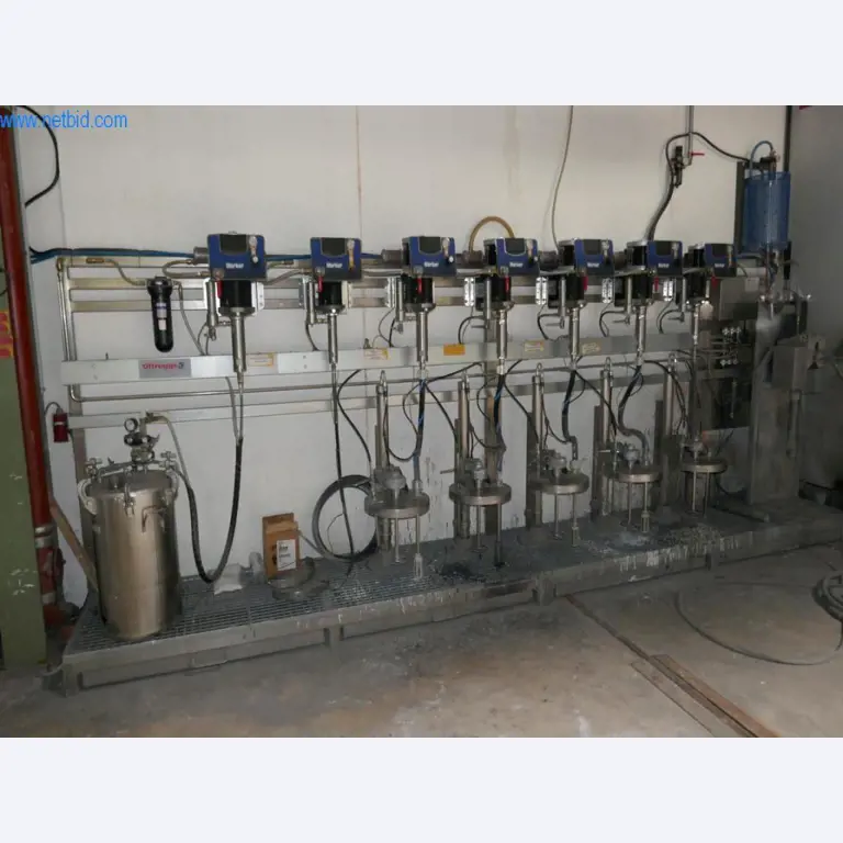 Máquinas para a produção de mobiliário para salas de estar-6