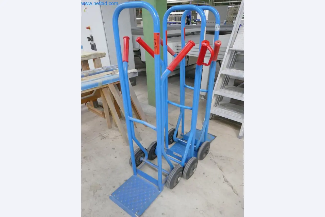 Maschinen zur Herstellung von Wohnraummöbeln-1