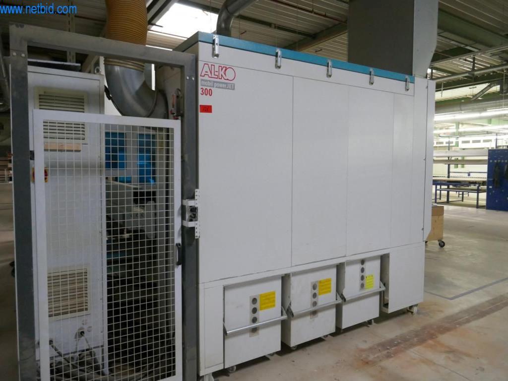 Maschinen zur Herstellung von Wohnraummöbeln-10