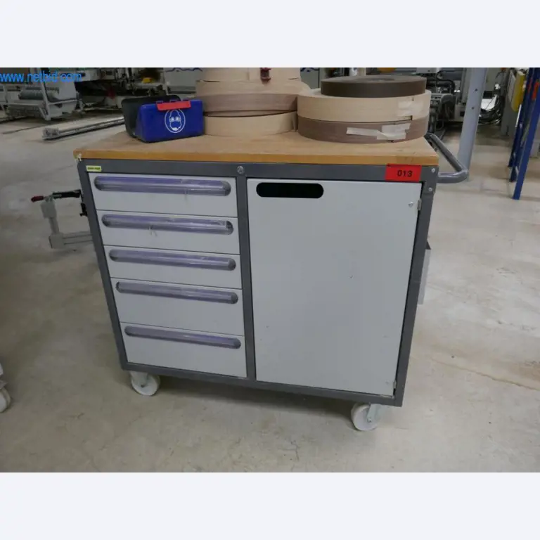 Machines voor de productie van woonkamermeubels-1