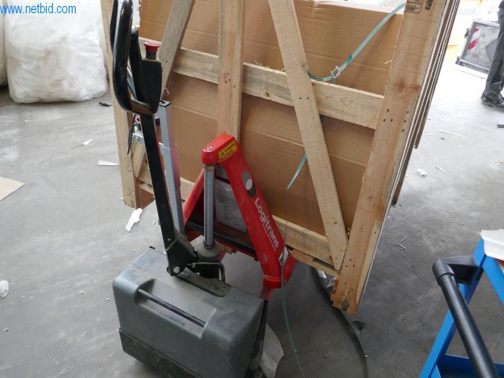 Máquinas para a produção de mobiliário para salas de estar-1