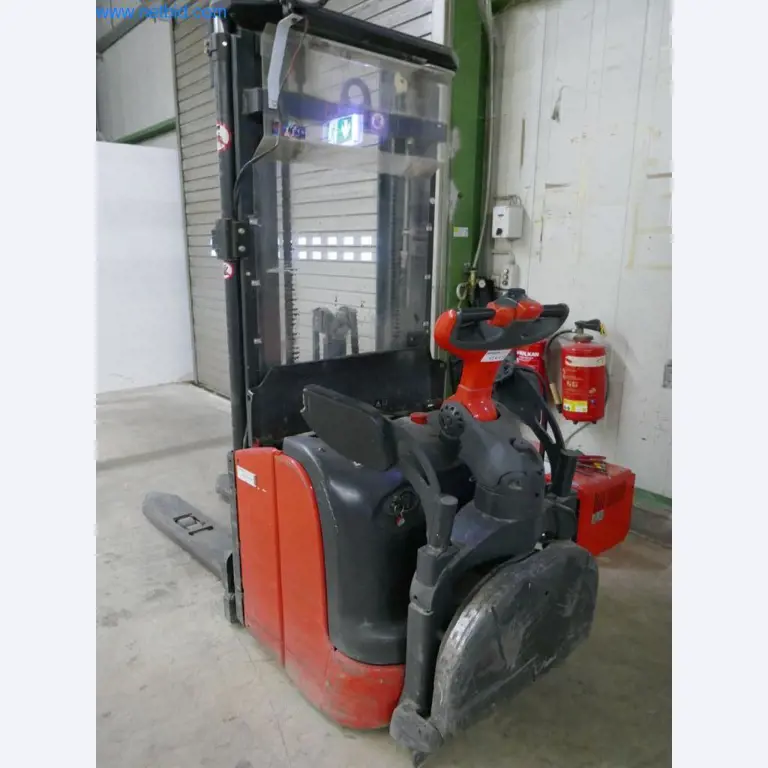 Máquinas para a produção de mobiliário para salas de estar-3