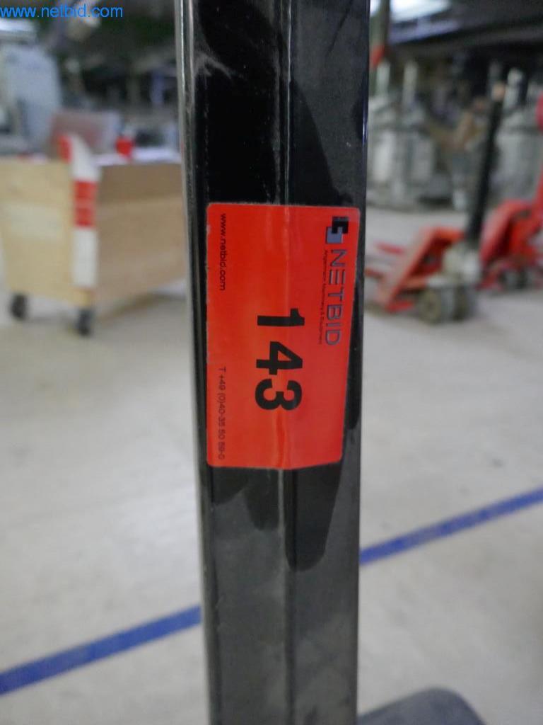 Máquinas para a produção de mobiliário para salas de estar-3