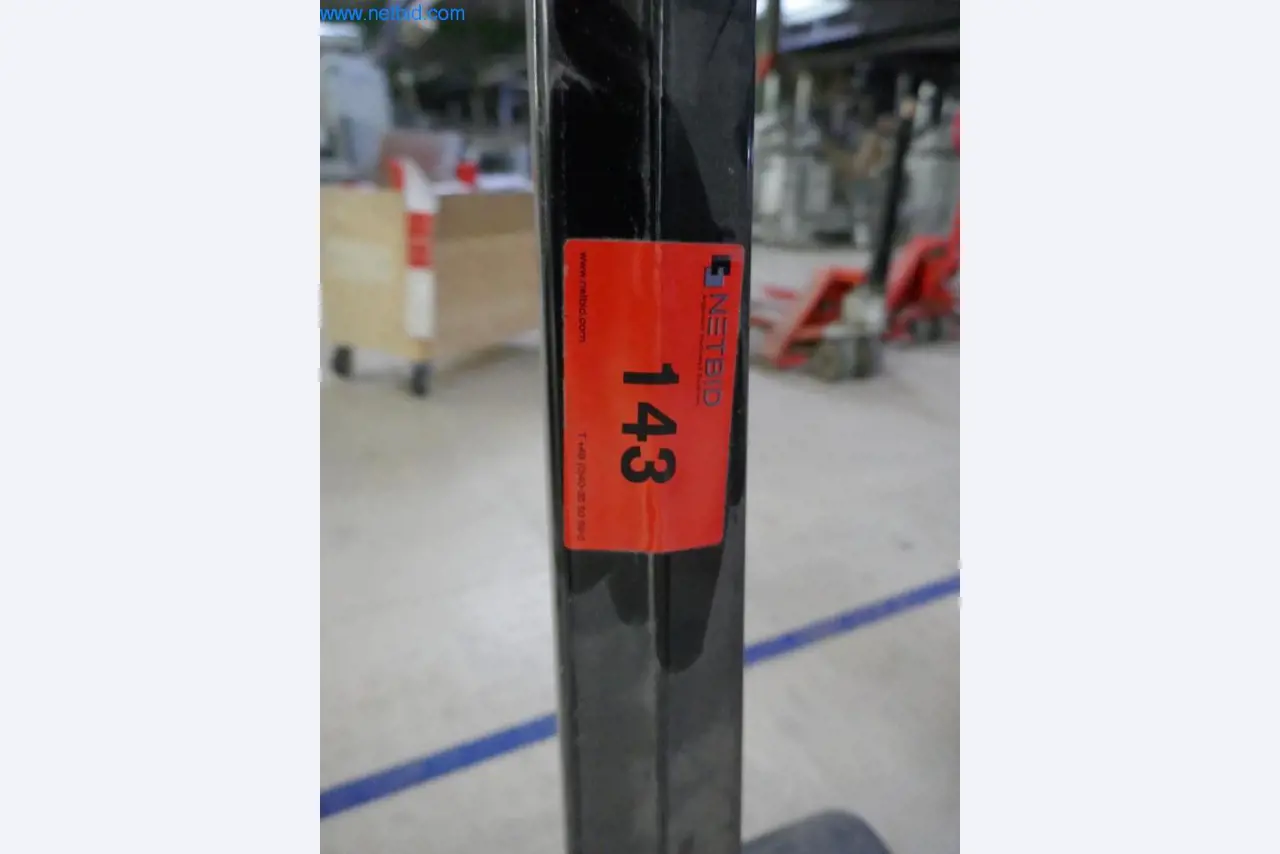 Máquinas para a produção de mobiliário para salas de estar-3