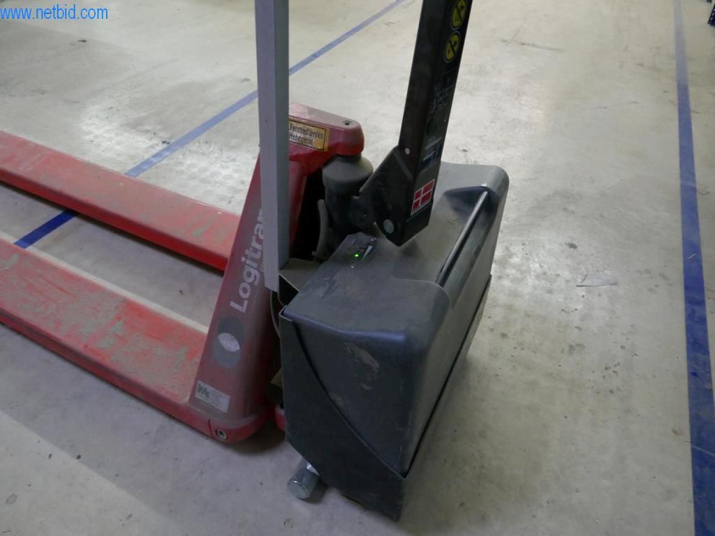 Máquinas para a produção de mobiliário para salas de estar-4