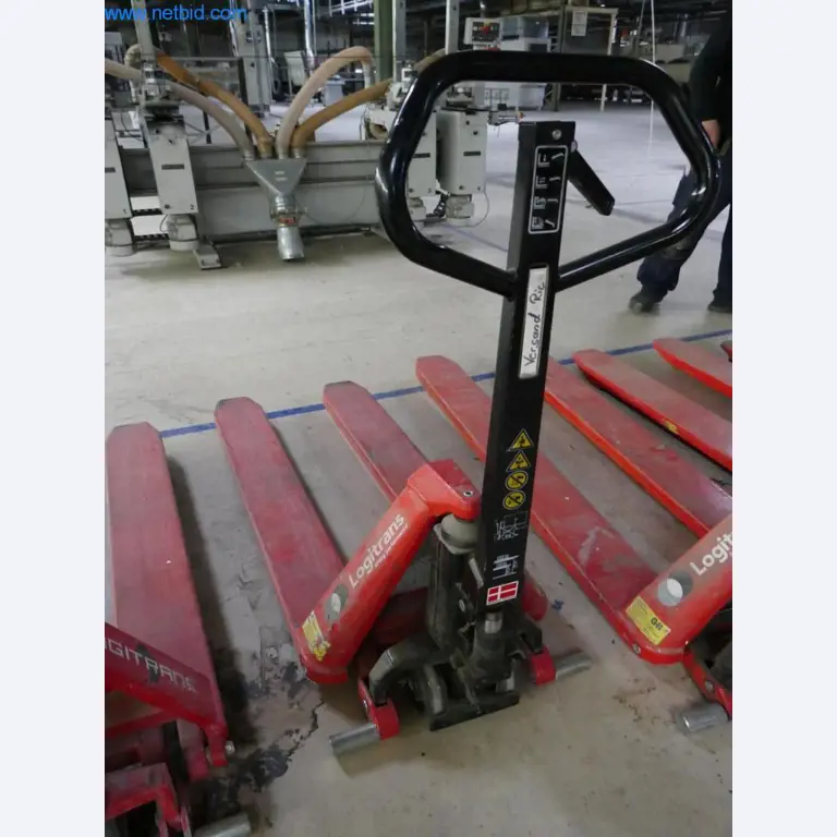 Machines voor de productie van woonkamermeubels-1