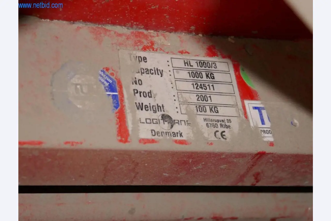 Machines voor de productie van woonkamermeubels-1