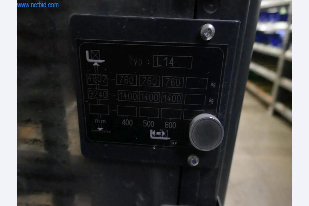 Máquinas para a produção de mobiliário para salas de estar-3