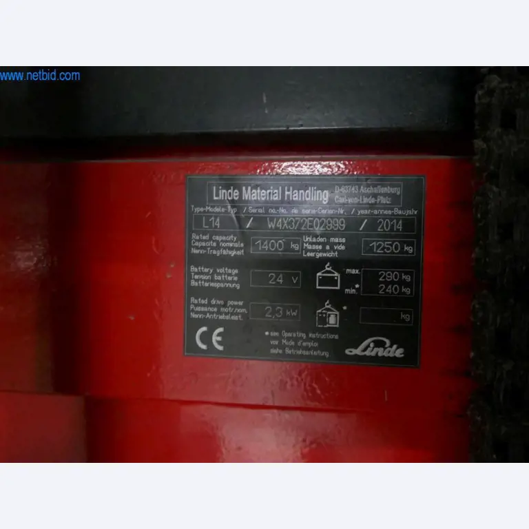 Máquinas para a produção de mobiliário para salas de estar-4