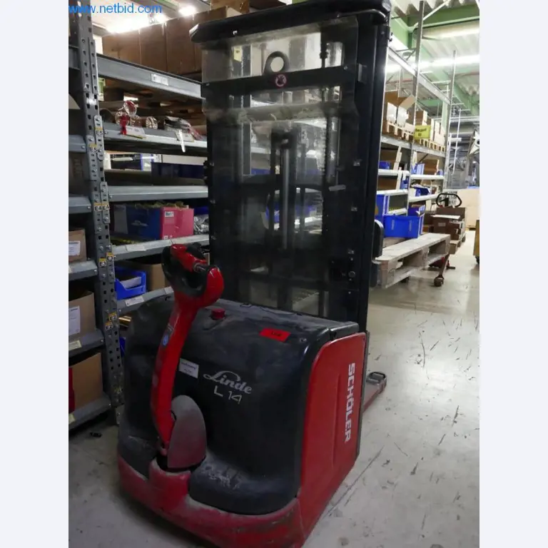 Máquinas para a produção de mobiliário para salas de estar-5